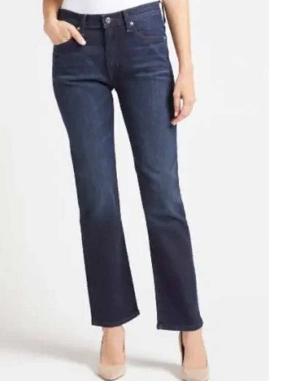 Edwin Size 26 (L29”) Elin Straight Denim Jean in Legend  Distressed